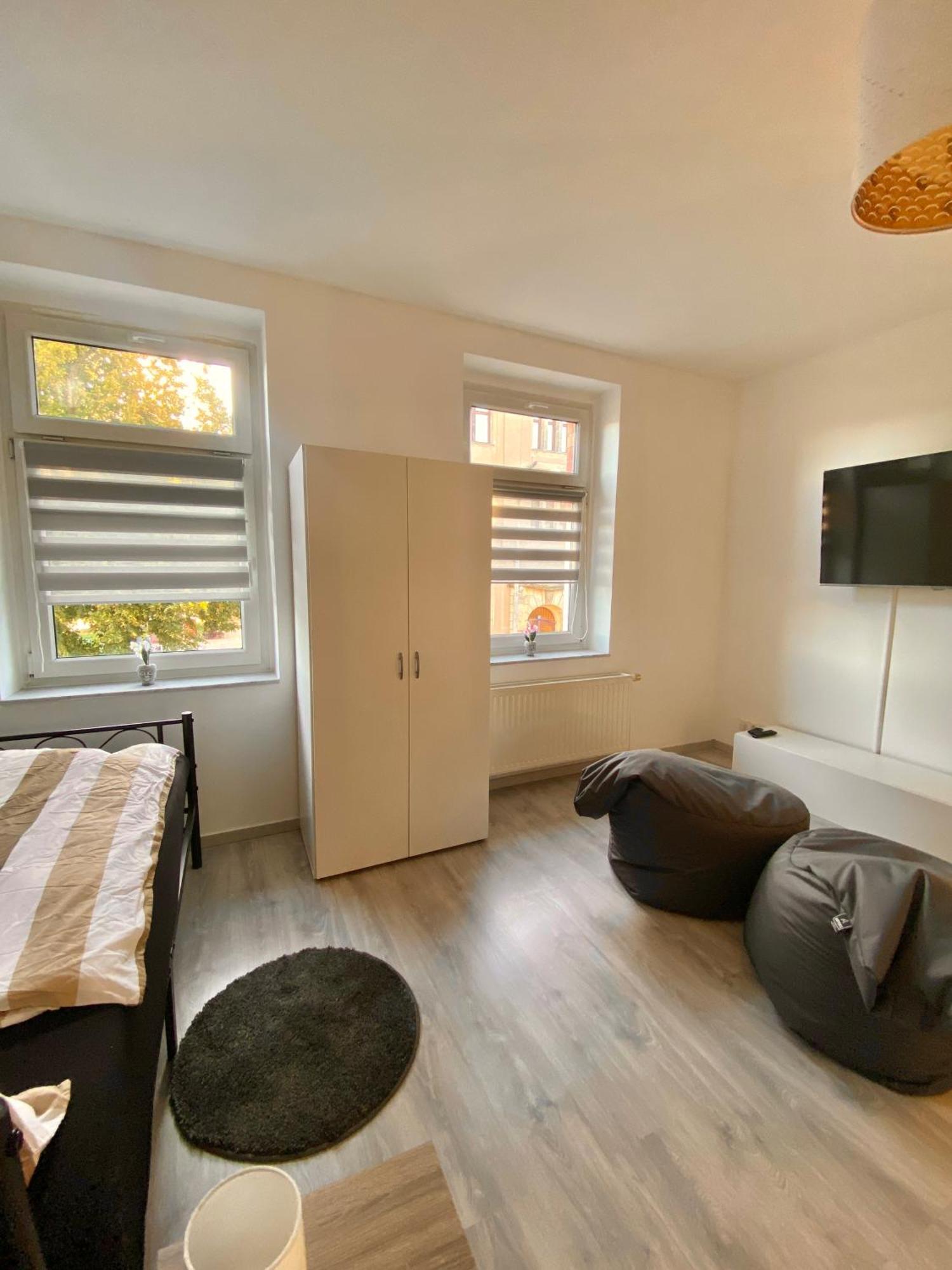 Schoene 3-Zimmer Monteurswohnung Im Sueden Von Leipzig Eg 外观 照片